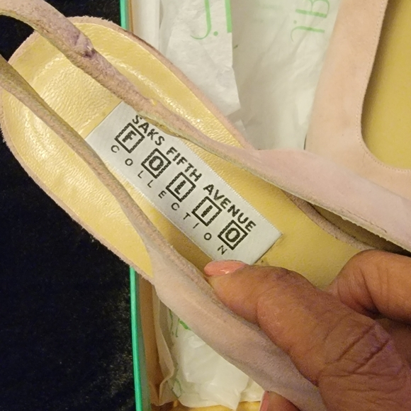 Ladies Shoes - Picture 4 of 6